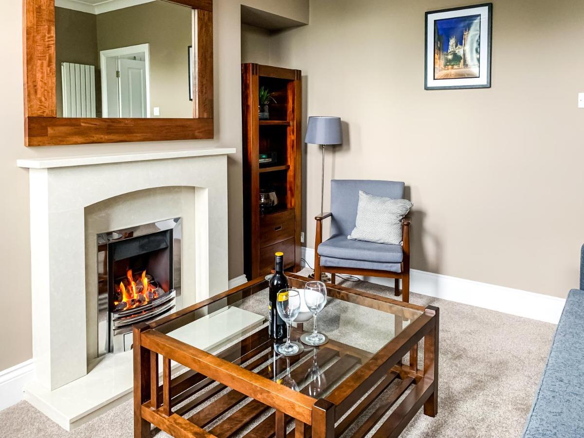 Maple House - Quaint Victorian With Free Parking Apartment